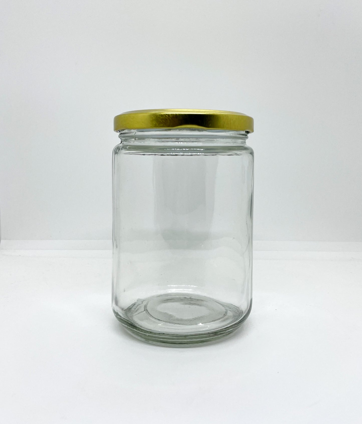 560mL. Clear Round Straight Cut Glass Jar and Lid (Net Fill Capacity: 490mL.+/-)