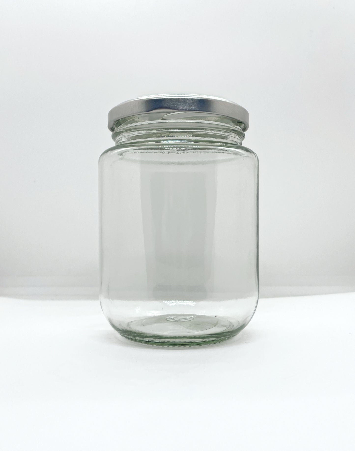 730mL. Clear Round Straight Cut Glass Jar and Lid (Net Fill Capacity: 700mL.+/-)