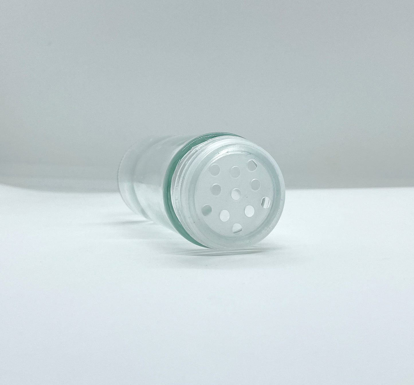 90mL Clear Glass Round Spice Jar and Cap